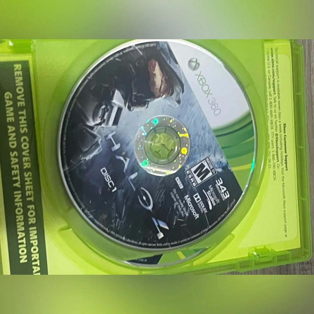 Halo 4 Xbox 360 Complete 2-Disc Set Microsoft Studios No Manual